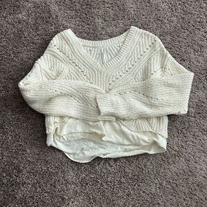 Cream Anthropologie Cropped Sweater
Size M